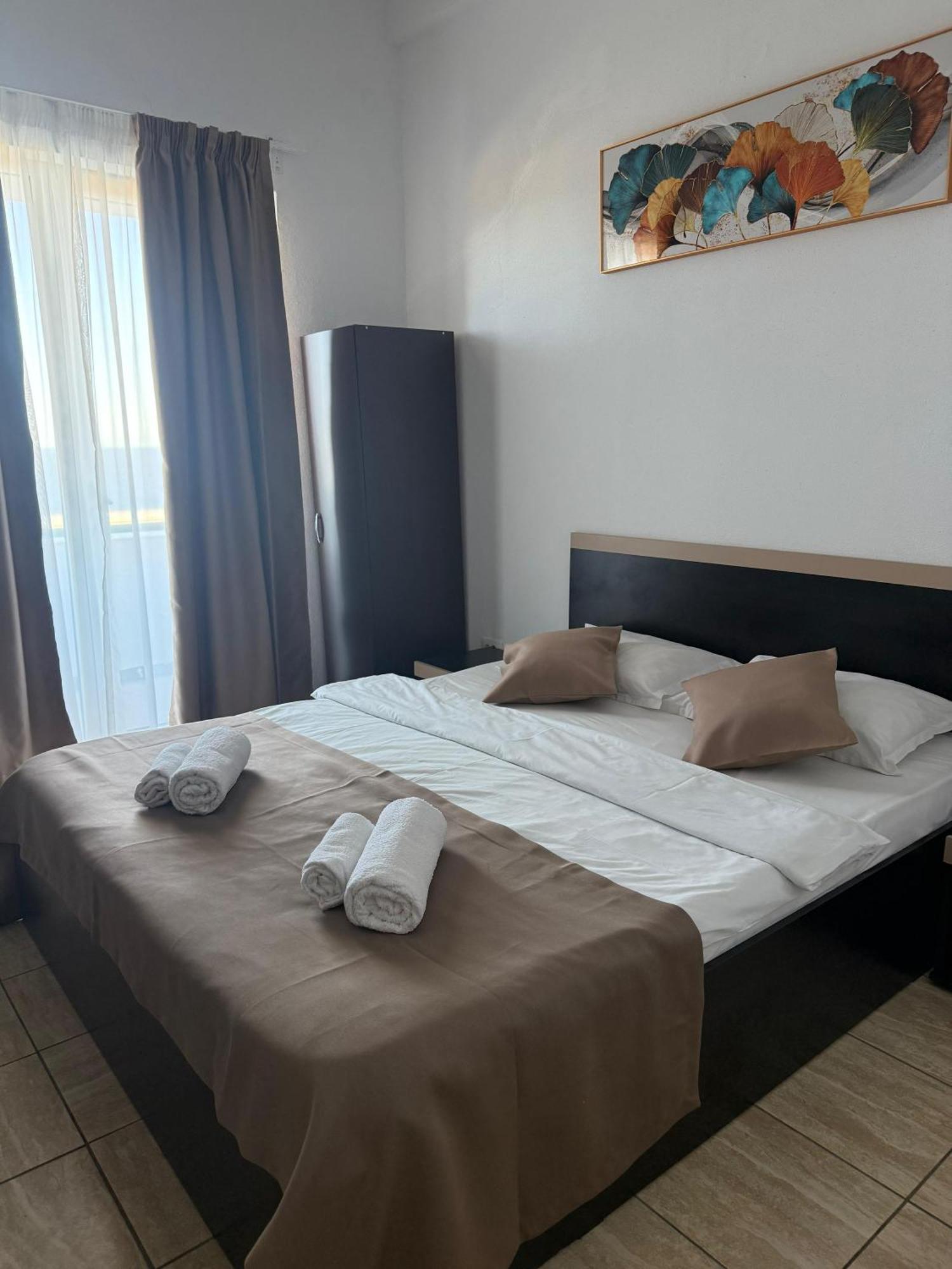 Hotel Cosmos Эфорие-Суд Экстерьер фото